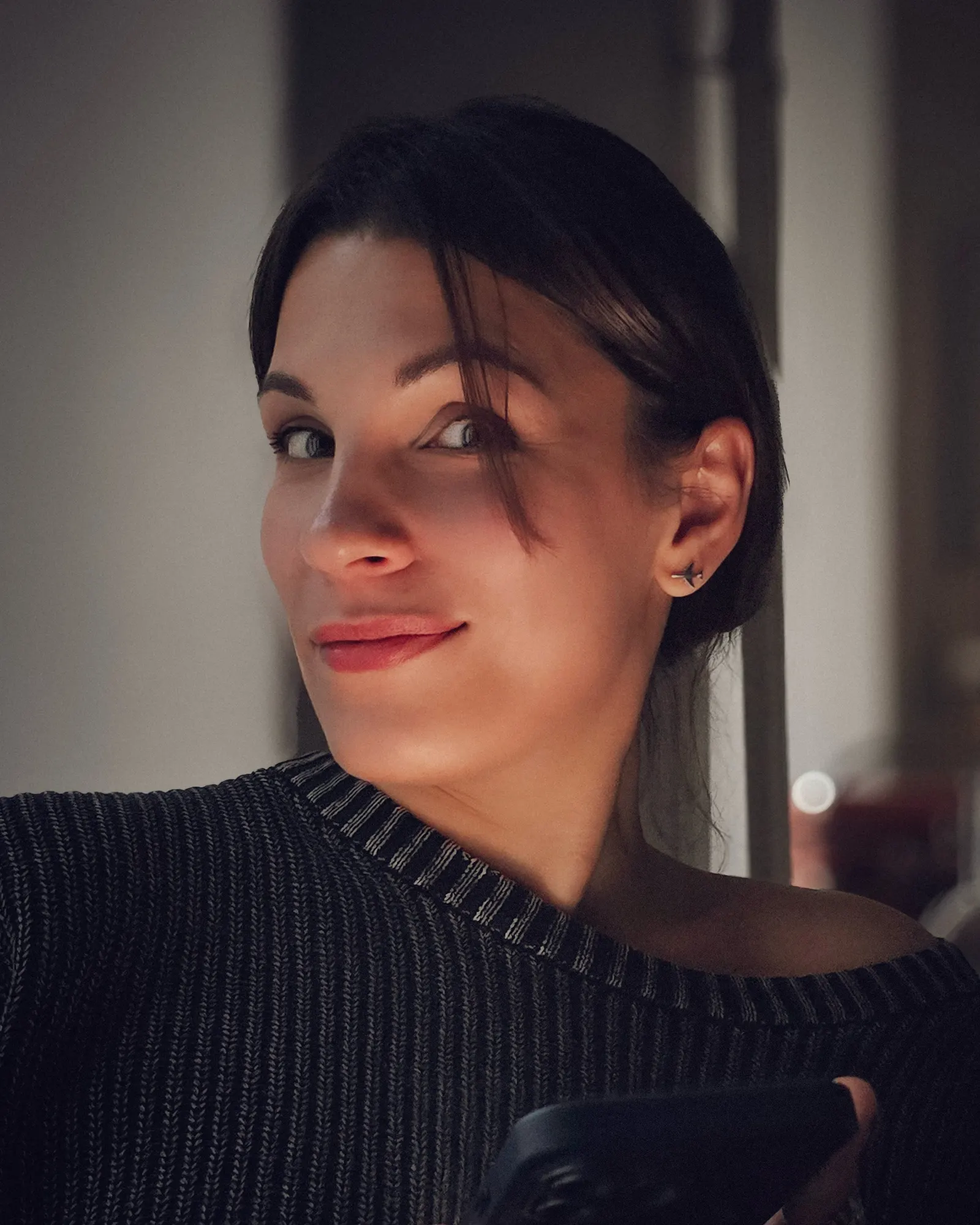 Alisa — natural light portrait, Novi Sad