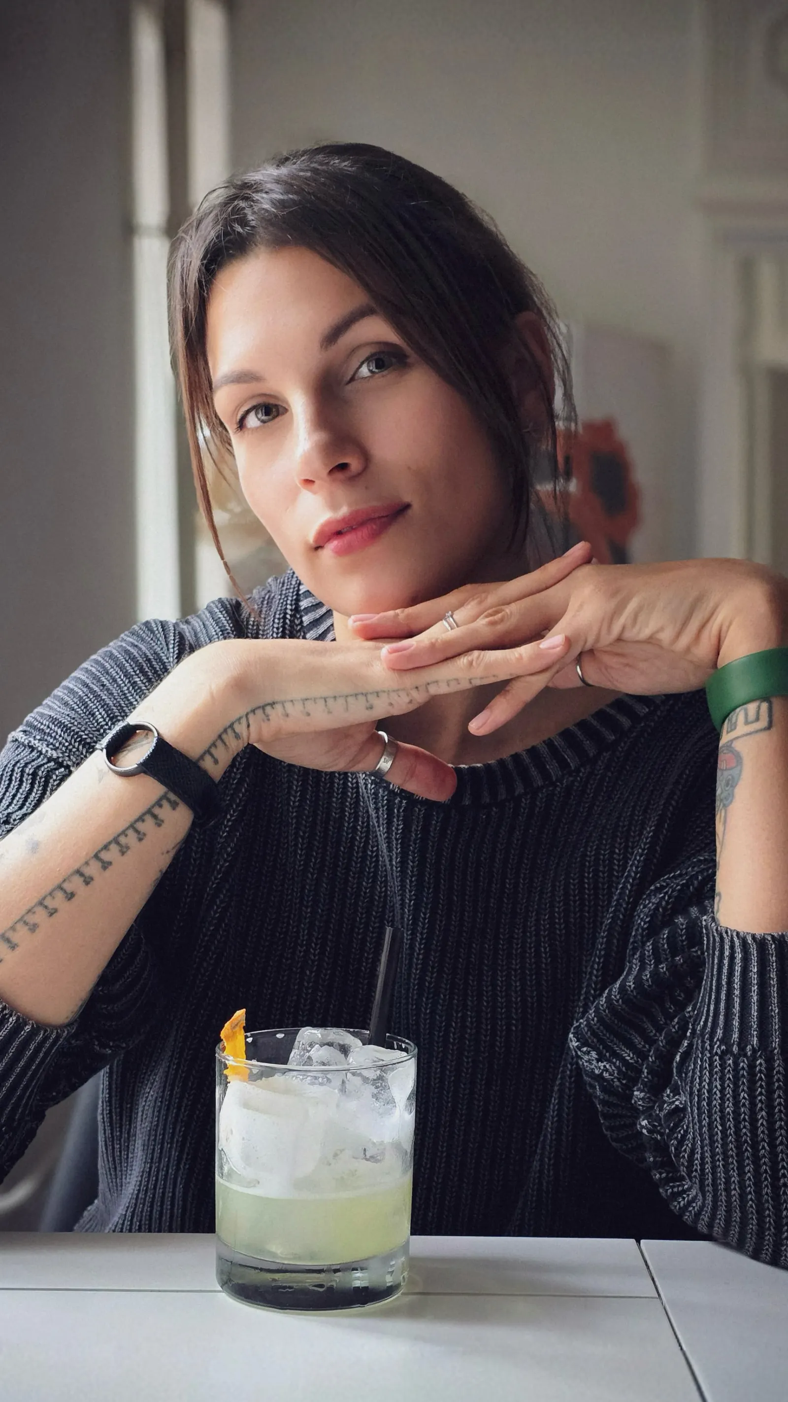 Alisa, Sobaka s Rukoi, Novi Sad